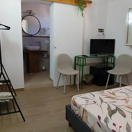 Bed and Breakfast Piccola Azzurra Branch